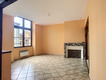 appartement à louer - 1 pièce - 38 m2 - BAR SUR AUBE - 10 - CHAMPAGNE-ARDENNE
