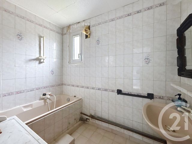 maison à vendre - 9 pièces - 203.0 m2 - BOSSANCOURT - 10 - CHAMPAGNE-ARDENNE - Century 21 Legout Immobilier