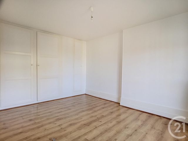 Afficher la photo en grand Appartement T2 à louer - 2 pièces - 54.0 m2 - BAR SUR AUBE - 10 - CHAMPAGNE-ARDENNE - Century 21 Legout Immobilier