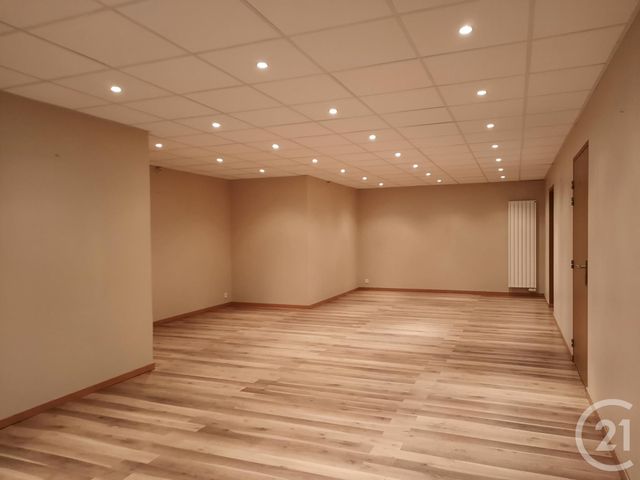 commerce à louer - 800.0 m2 - VENDEUVRE SUR BARSE - 10 - CHAMPAGNE-ARDENNE - Century 21 Legout Immobilier