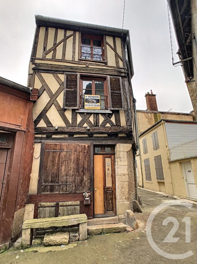 maison à vendre - 5 pièces - 110.0 m2 - BAR SUR AUBE - 10 - CHAMPAGNE-ARDENNE - Century 21 Legout Immobilier maison à vendre - 5 pièces - 110.0 m2 - BAR SUR AUBE - 10 - CHAMPAGNE-ARDENNE - Century 21 Legout Immobilier