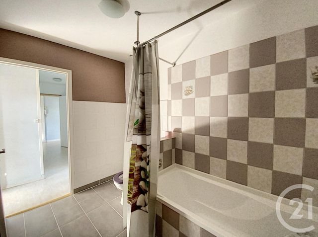 Afficher la photo en grand Appartement F3 à vendre - 3 pièces - 74.14 m2 - BAR SUR AUBE - 10 - CHAMPAGNE-ARDENNE - Century 21 Legout Immobilier