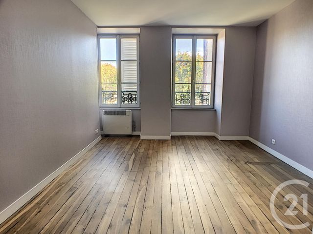 Appartement T2 à louer - 2 pièces - 79.9 m2 - BAR SUR AUBE - 10 - CHAMPAGNE-ARDENNE - Century 21 Legout Immobilier Appartement T2 à louer - 2 pièces - 79.9 m2 - BAR SUR AUBE - 10 - CHAMPAGNE-ARDENNE - Century 21 Legout Immobilier