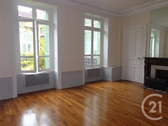 Appartement F2 à louer - 2 pièces - 80.0 m2 - BAR SUR AUBE - 10 - CHAMPAGNE-ARDENNE - Century 21 Legout Immobilier Appartement F2 à louer - 2 pièces - 80.0 m2 - BAR SUR AUBE - 10 - CHAMPAGNE-ARDENNE - Century 21 Legout Immobilier