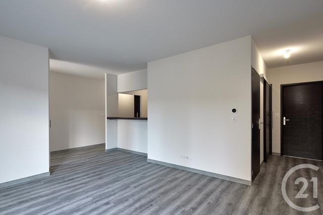 Appartement T3 à louer - 3 pièces - 70.75 m2 - BAR SUR AUBE - 10 - CHAMPAGNE-ARDENNE - Century 21 Legout Immobilier