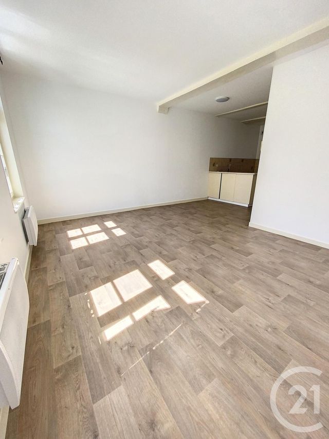 appartement à louer - 2 pièces - 65.0 m2 - BAR SUR AUBE - 10 - CHAMPAGNE-ARDENNE - Century 21 Legout Immobilier