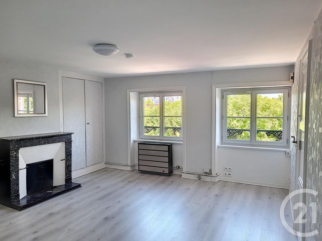 Appartement F3 à louer - 2 pièces - 57.0 m2 - BAR SUR AUBE - 10 - CHAMPAGNE-ARDENNE - Century 21 Legout Immobilier