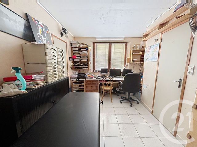 maison à vendre - 9 pièces - 260.0 m2 - CHAMPIGNOL LEZ MONDEVILLE - 10 - CHAMPAGNE-ARDENNE - Century 21 Legout Immobilier