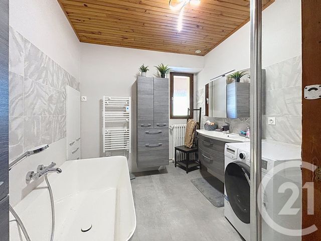 maison à vendre - 9 pièces - 260.0 m2 - CHAMPIGNOL LEZ MONDEVILLE - 10 - CHAMPAGNE-ARDENNE - Century 21 Legout Immobilier