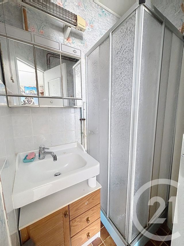 maison à vendre - 9 pièces - 260.0 m2 - CHAMPIGNOL LEZ MONDEVILLE - 10 - CHAMPAGNE-ARDENNE - Century 21 Legout Immobilier