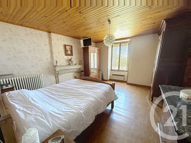 maison à vendre - 9 pièces - 260.0 m2 - CHAMPIGNOL LEZ MONDEVILLE - 10 - CHAMPAGNE-ARDENNE - Century 21 Legout Immobilier
