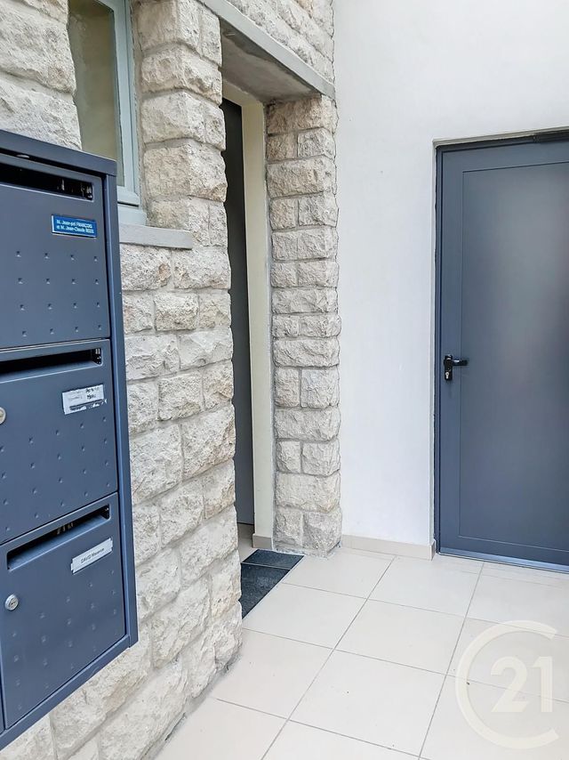 Appartement F1 à vendre - 2 pièces - 55.76 m2 - BRIENNE LE CHATEAU - 10 - CHAMPAGNE-ARDENNE - Century 21 Legout Immobilier