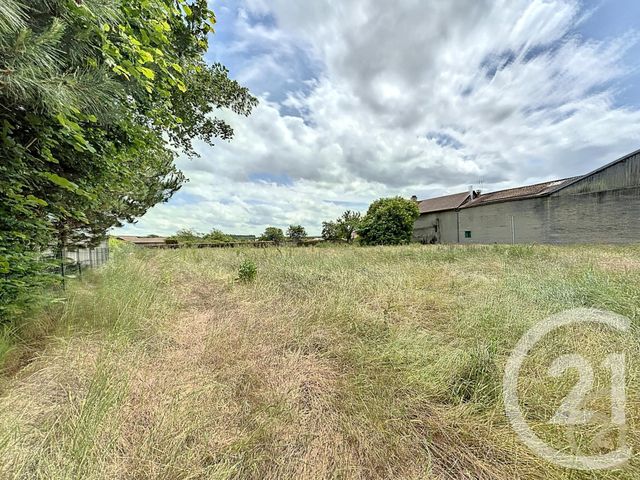 Afficher la photo en grand terrain à vendre - 2057.0 m2 - FRESNAY - 10 - CHAMPAGNE-ARDENNE - Century 21 Legout Immobilier