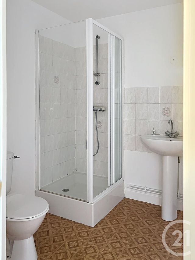 Appartement T1 à louer - 1 pièce - 27.52 m2 - BAR SUR AUBE - 10 - CHAMPAGNE-ARDENNE - Century 21 Legout Immobilier