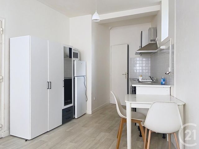 Appartement Studio à louer - 1 pièce - 21.0 m2 - BAR SUR AUBE - 10 - CHAMPAGNE-ARDENNE - Century 21 Legout Immobilier