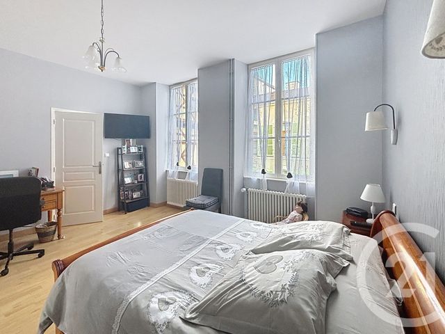 Appartement F5 à vendre - 5 pièces - 154.68 m2 - BAR SUR AUBE - 10 - CHAMPAGNE-ARDENNE - Century 21 Legout Immobilier