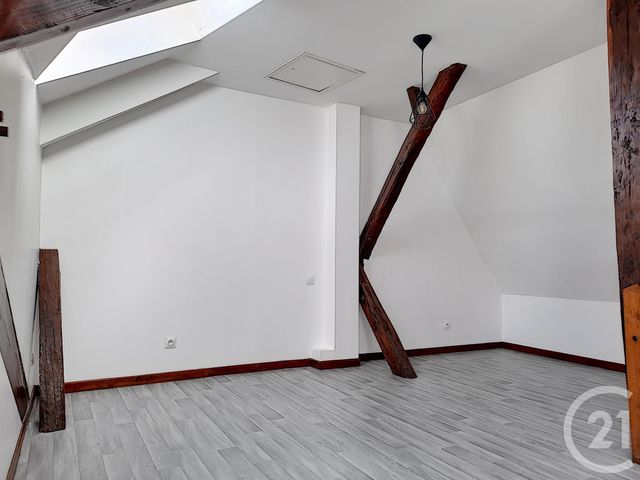 Appartement T3 à louer - 3 pièces - 65.9 m2 - BAR SUR AUBE - 10 - CHAMPAGNE-ARDENNE - Century 21 Legout Immobilier