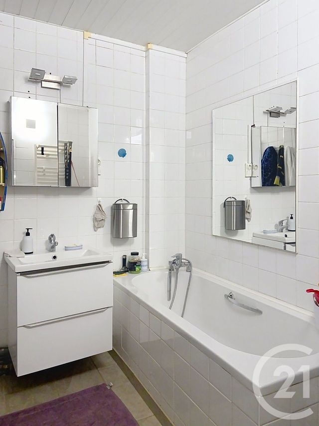 Appartement à vendre - 6 pièces - 131.0 m2 - BAR SUR AUBE - 10 - CHAMPAGNE-ARDENNE - Century 21 Legout Immobilier