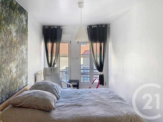 Appartement à vendre - 6 pièces - 131.0 m2 - BAR SUR AUBE - 10 - CHAMPAGNE-ARDENNE - Century 21 Legout Immobilier