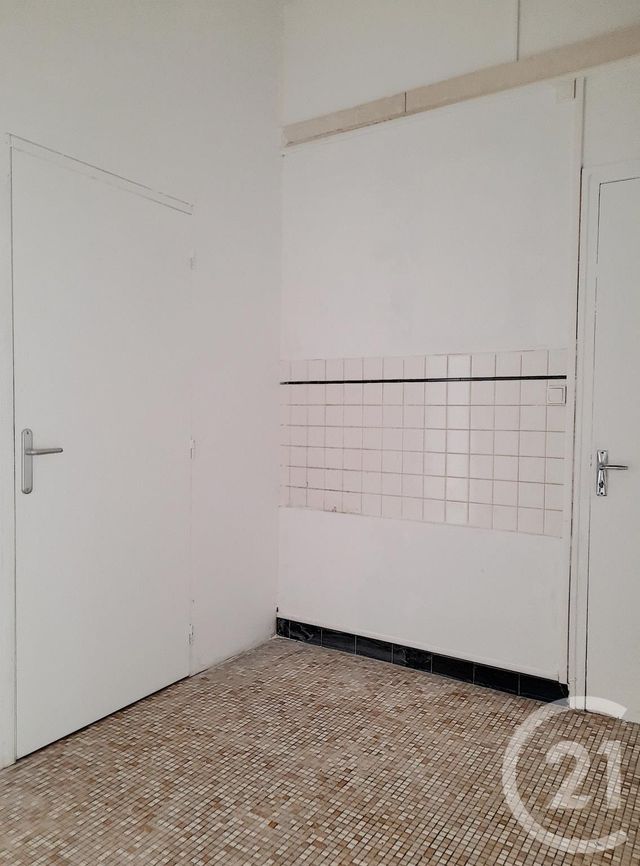 Appartement à louer - 2 pièces - 45.0 m2 - BAR SUR AUBE - 10 - CHAMPAGNE-ARDENNE - Century 21 Legout Immobilier