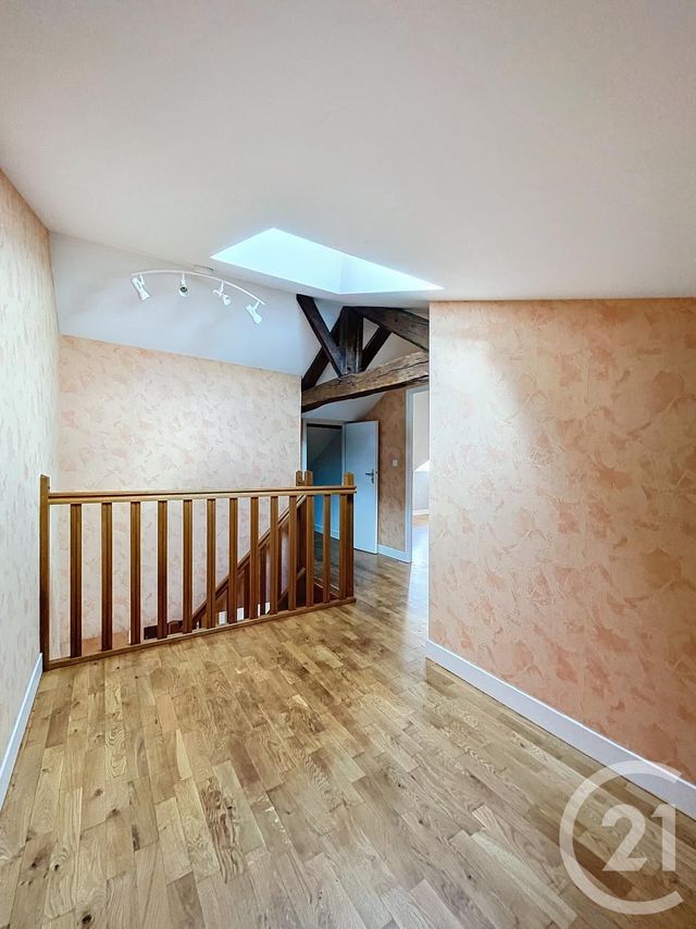 Appartement F4 à louer - 5 pièces - 78.2 m2 - BAR SUR AUBE - 10 - CHAMPAGNE-ARDENNE - Century 21 Legout Immobilier