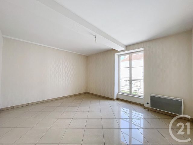 Appartement F4 à louer - 5 pièces - 78.2 m2 - BAR SUR AUBE - 10 - CHAMPAGNE-ARDENNE - Century 21 Legout Immobilier