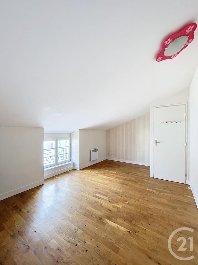 Appartement F4 à louer - 5 pièces - 78.2 m2 - BAR SUR AUBE - 10 - CHAMPAGNE-ARDENNE - Century 21 Legout Immobilier