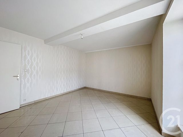 Appartement F4 à louer - 5 pièces - 78.2 m2 - BAR SUR AUBE - 10 - CHAMPAGNE-ARDENNE - Century 21 Legout Immobilier