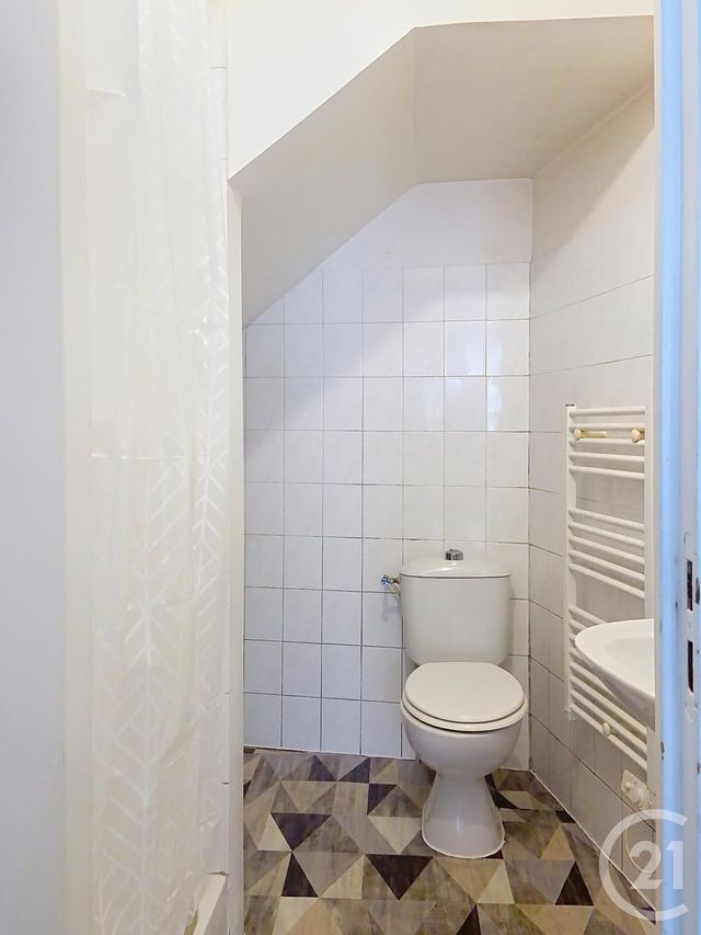 Appartement Studio à louer - 1 pièce - 21.0 m2 - BAR SUR AUBE - 10 - CHAMPAGNE-ARDENNE - Century 21 Legout Immobilier