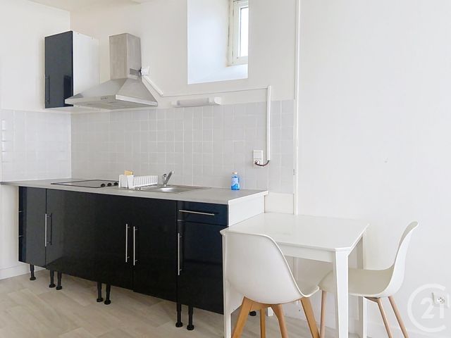 Appartement Studio à louer - 1 pièce - 21.0 m2 - BAR SUR AUBE - 10 - CHAMPAGNE-ARDENNE - Century 21 Legout Immobilier