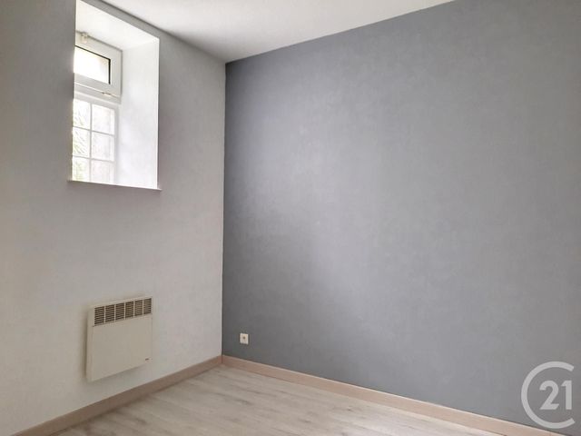 Appartement T2 à louer - 2 pièces - 40.0 m2 - BAR SUR AUBE - 10 - CHAMPAGNE-ARDENNE - Century 21 Legout Immobilier