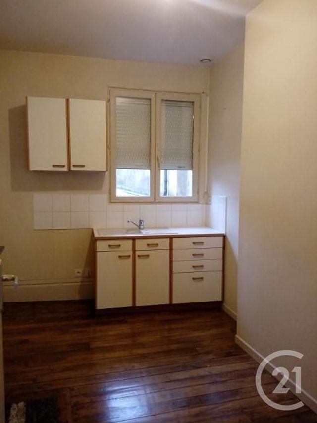 Appartement T2 à louer - 2 pièces - 49.0 m2 - BAR SUR AUBE - 10 - CHAMPAGNE-ARDENNE - Century 21 Legout Immobilier