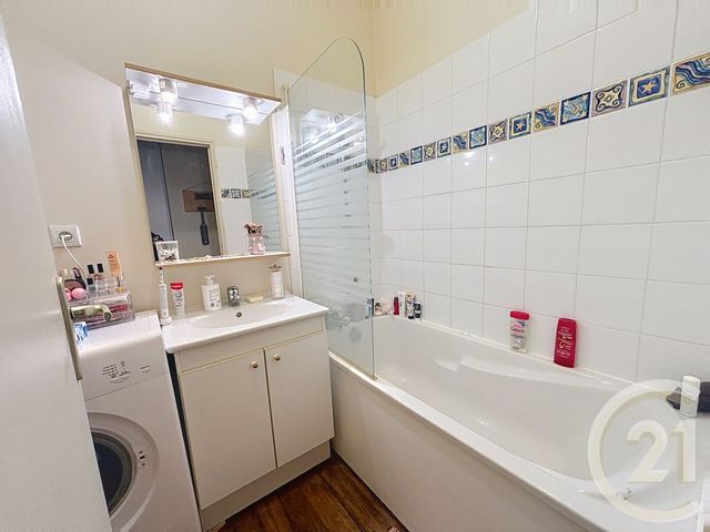 Appartement T2 à louer - 2 pièces - 49.0 m2 - BAR SUR AUBE - 10 - CHAMPAGNE-ARDENNE - Century 21 Legout Immobilier