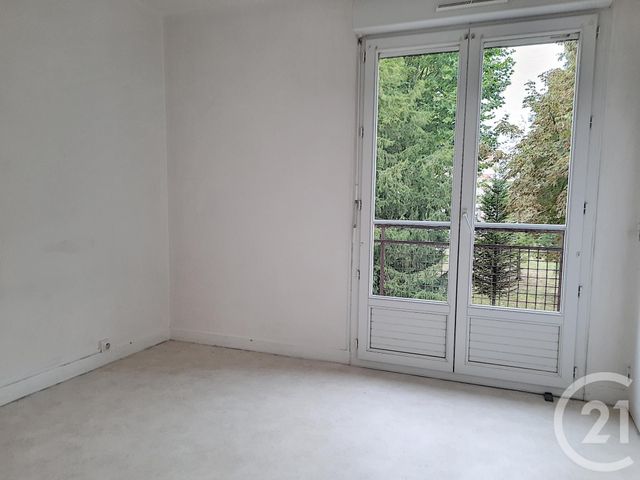 Appartement F4 à louer - 4 pièces - 63.0 m2 - BAR SUR AUBE - 10 - CHAMPAGNE-ARDENNE - Century 21 Legout Immobilier