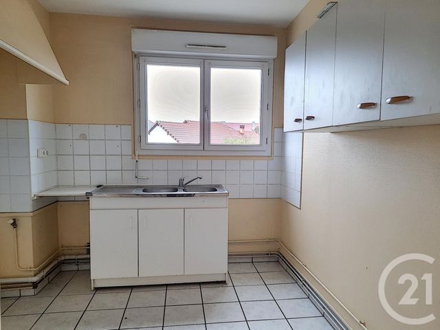 Appartement F4 à louer - 4 pièces - 63.0 m2 - BAR SUR AUBE - 10 - CHAMPAGNE-ARDENNE - Century 21 Legout Immobilier