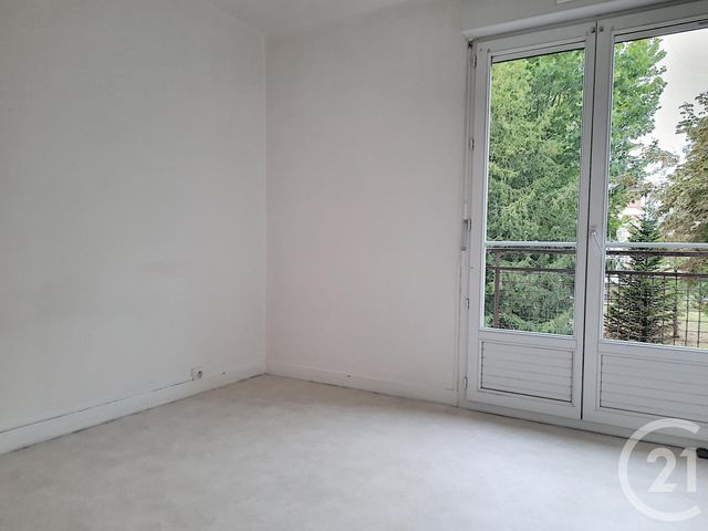 Appartement F4 à louer - 4 pièces - 63.0 m2 - BAR SUR AUBE - 10 - CHAMPAGNE-ARDENNE - Century 21 Legout Immobilier