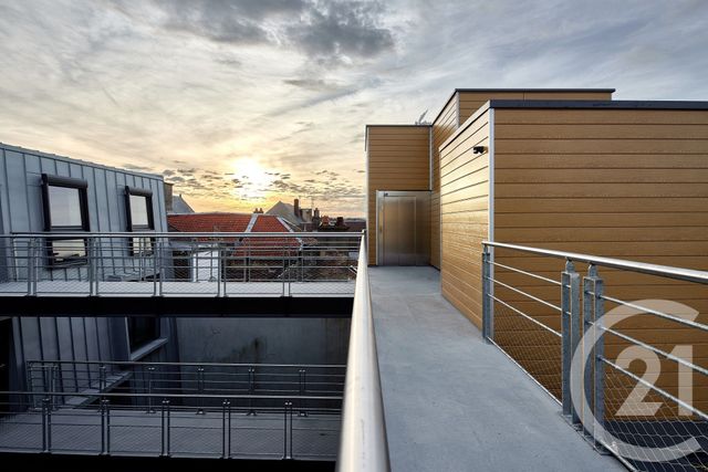 Appartement T3 à louer - 3 pièces - 70.75 m2 - BAR SUR AUBE - 10 - CHAMPAGNE-ARDENNE - Century 21 Legout Immobilier