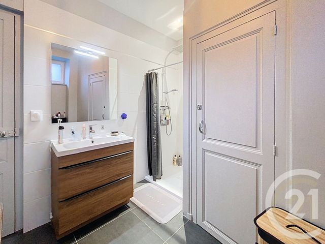 Appartement Autre à louer - 4 pièces - 137.0 m2 - BAR SUR AUBE - 10 - CHAMPAGNE-ARDENNE - Century 21 Legout Immobilier