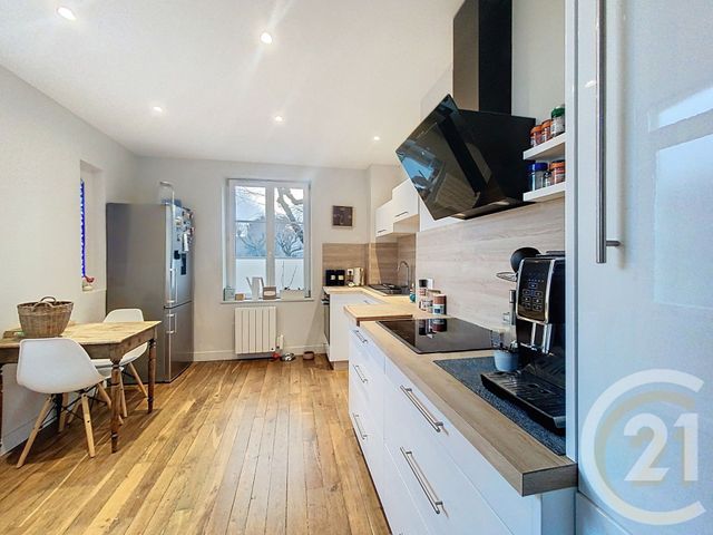 Appartement Autre à louer - 4 pièces - 137.0 m2 - BAR SUR AUBE - 10 - CHAMPAGNE-ARDENNE - Century 21 Legout Immobilier