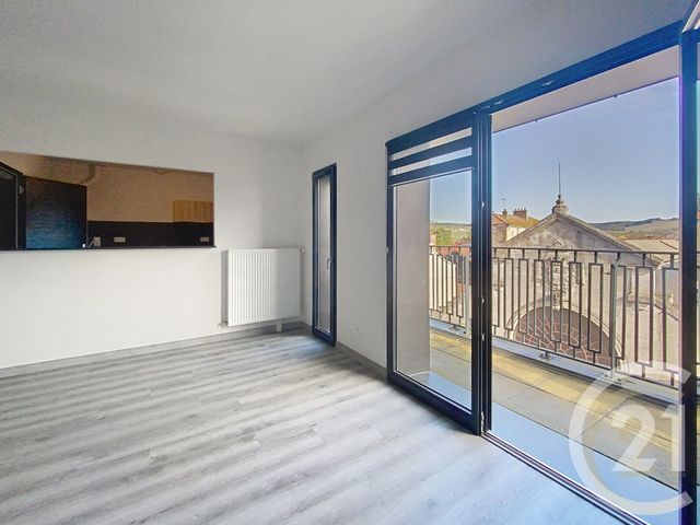 Appartement T4 à louer - 4 pièces - 87.65 m2 - BAR SUR AUBE - 10 - CHAMPAGNE-ARDENNE - Century 21 Legout Immobilier