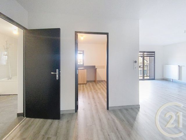 Appartement T4 à louer - 4 pièces - 87.65 m2 - BAR SUR AUBE - 10 - CHAMPAGNE-ARDENNE - Century 21 Legout Immobilier