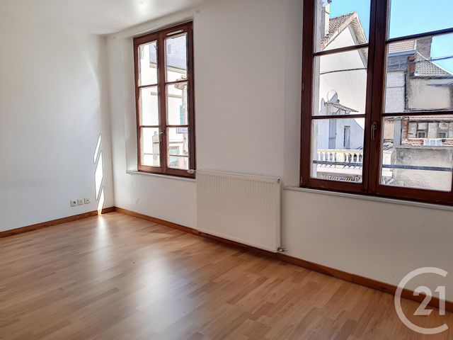 Appartement F3 à louer BAR SUR AUBE