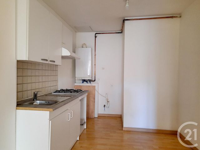 Appartement F3 à louer - 3 pièces - 52.0 m2 - BAR SUR AUBE - 10 - CHAMPAGNE-ARDENNE - Century 21 Legout Immobilier