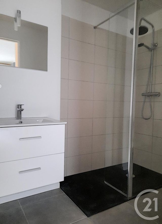 Appartement T3 à louer - 3 pièces - 56.71 m2 - BAR SUR AUBE - 10 - CHAMPAGNE-ARDENNE - Century 21 Legout Immobilier