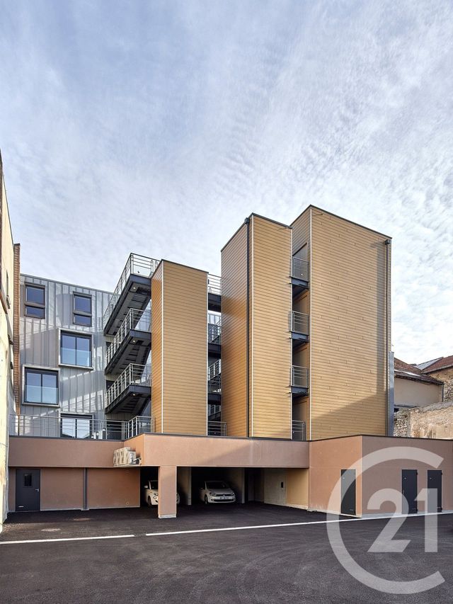 Appartement T3 à louer - 3 pièces - 72.95 m2 - BAR SUR AUBE - 10 - CHAMPAGNE-ARDENNE - Century 21 Legout Immobilier