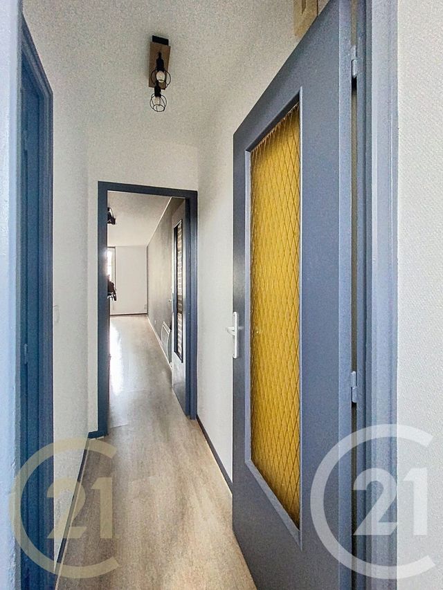 Appartement T3 à louer - 3 pièces - 55.92 m2 - BAR SUR AUBE - 10 - CHAMPAGNE-ARDENNE - Century 21 Legout Immobilier