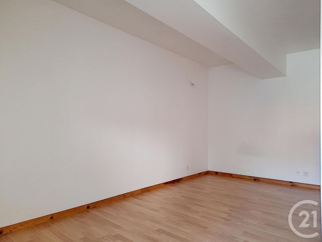 Appartement T3 à louer - 3 pièces - 68.44 m2 - BAR SUR AUBE - 10 - CHAMPAGNE-ARDENNE - Century 21 Legout Immobilier