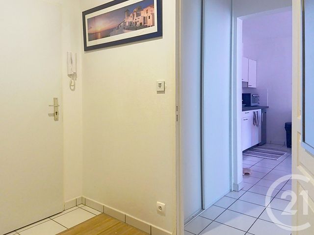 Appartement F2 à louer - 2 pièces - 48.0 m2 - BAR SUR AUBE - 10 - CHAMPAGNE-ARDENNE - Century 21 Legout Immobilier