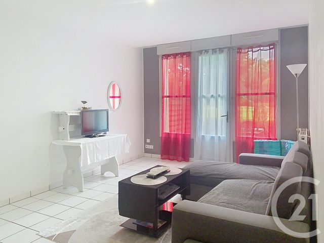 Appartement F2 à louer - 2 pièces - 48.0 m2 - BAR SUR AUBE - 10 - CHAMPAGNE-ARDENNE - Century 21 Legout Immobilier