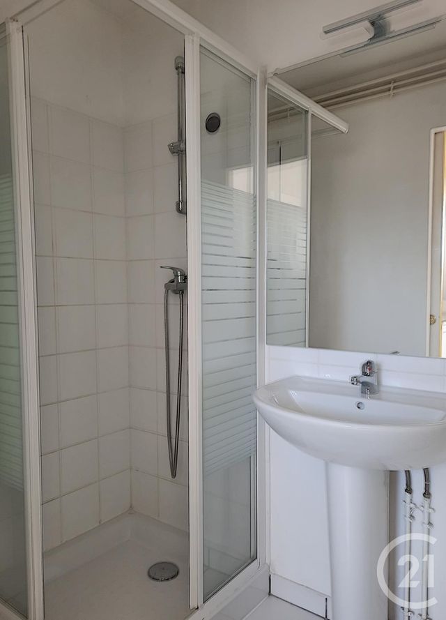 Appartement T2 à louer - 2 pièces - 22.0 m2 - BAR SUR AUBE - 10 - CHAMPAGNE-ARDENNE - Century 21 Legout Immobilier